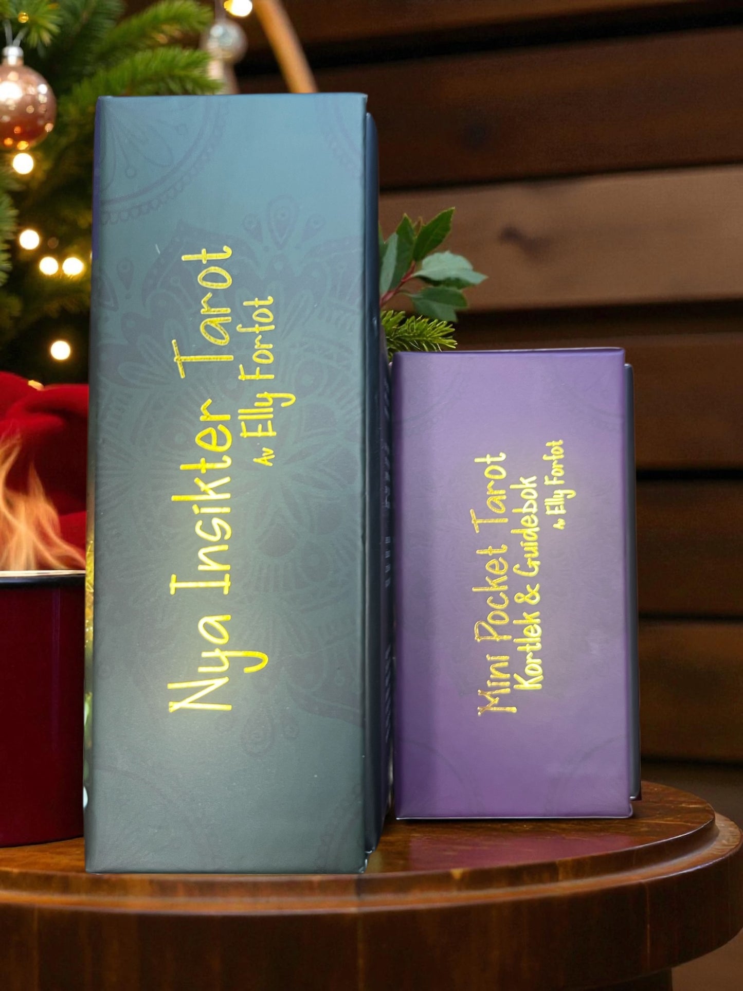 Julklappserbjudande: Nya Insikter Tarot – Kit (fullstorlek + mini)🇸🇪